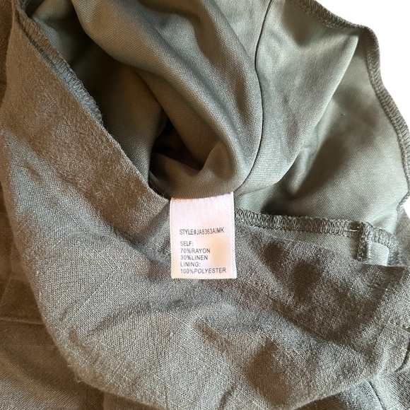 Altar’d State Green Linen Overall Romper Small - Picture 6 of 12